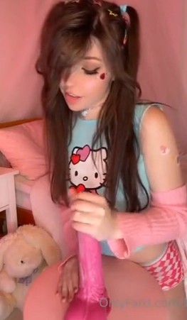 Belle Delphine raven cosplay Video